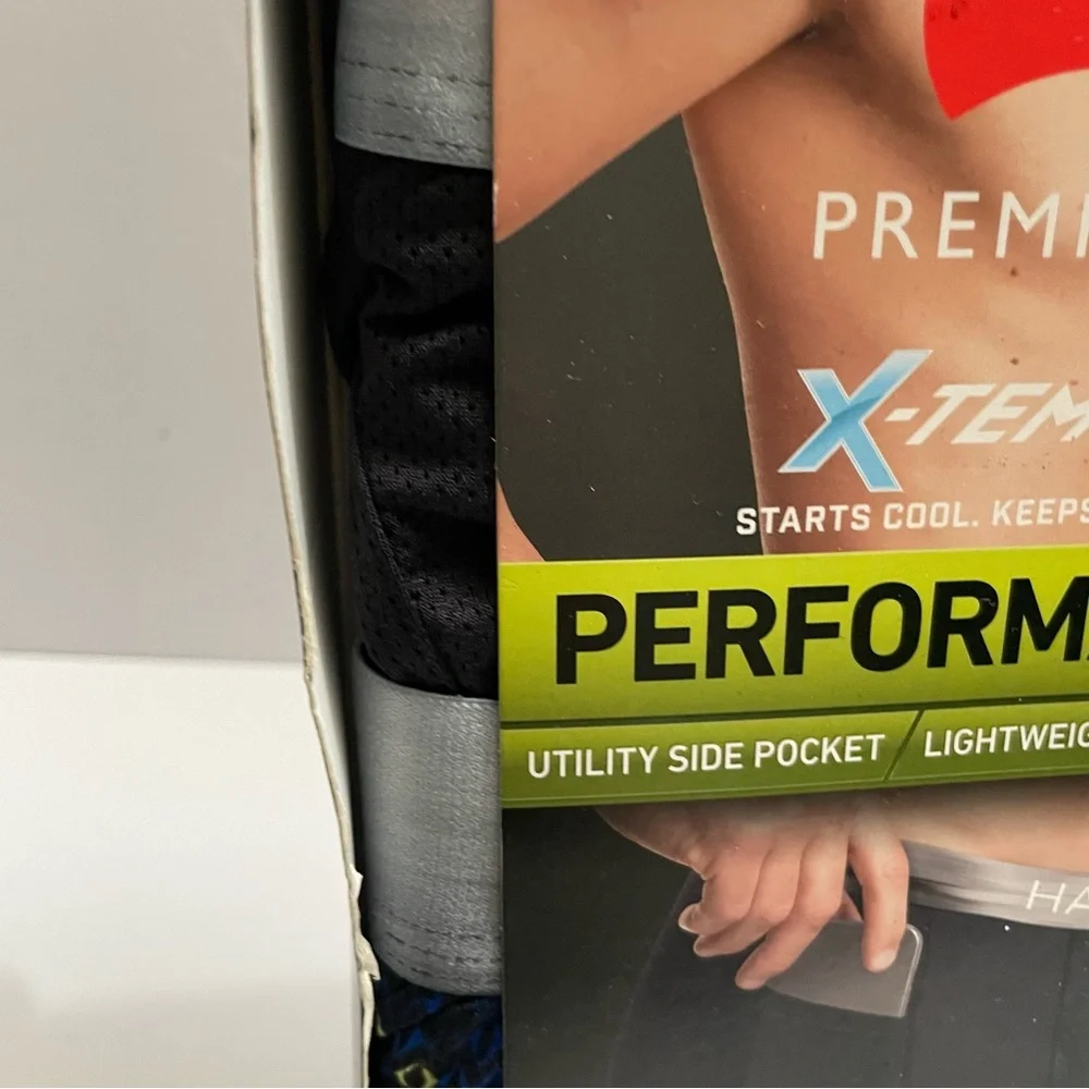 Hanes 3 Tagless Bóxer Briefs Men’s Size S